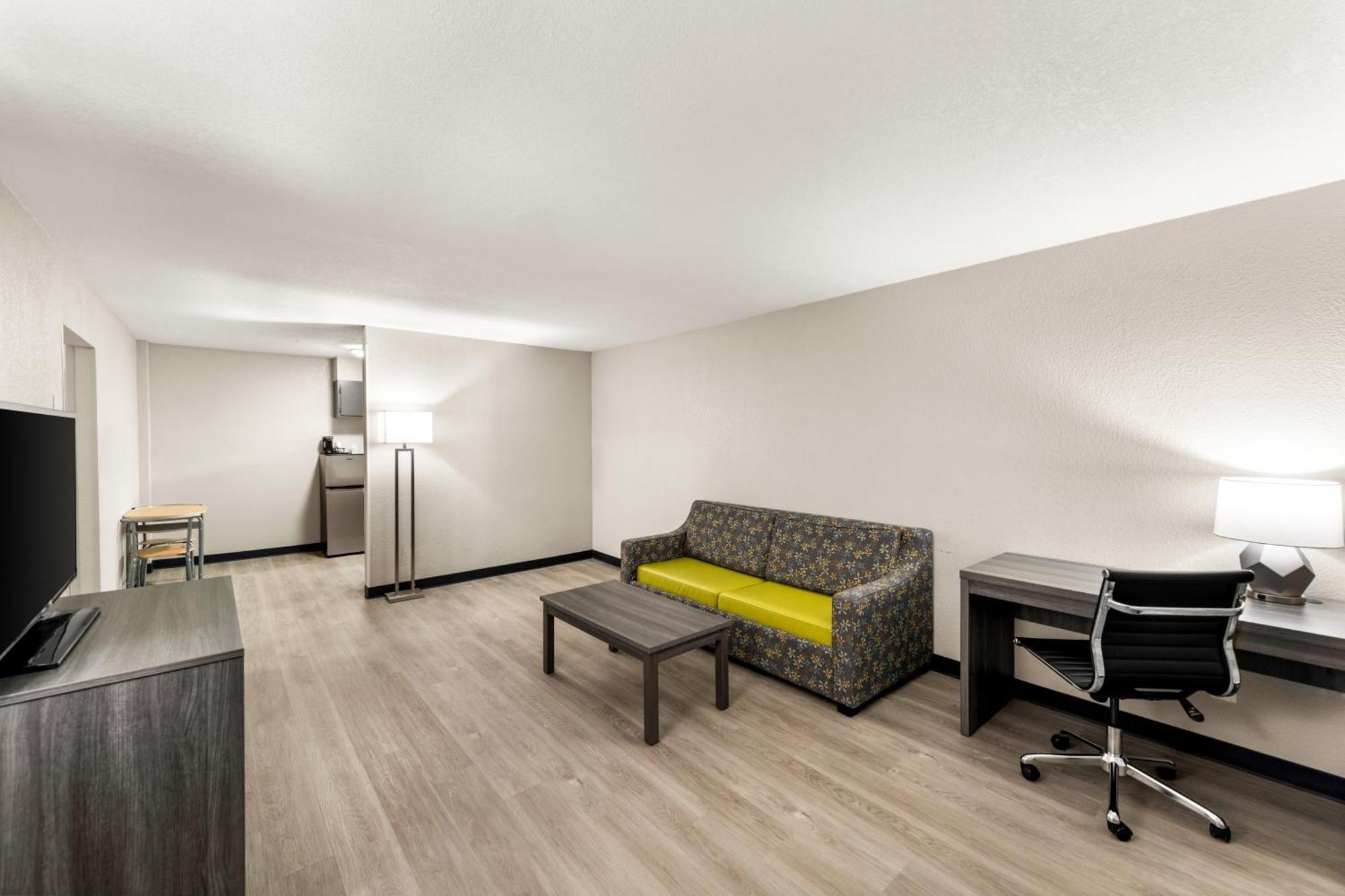 Clarion Pointe Rhinelander Downtown Hotel Buitenkant foto