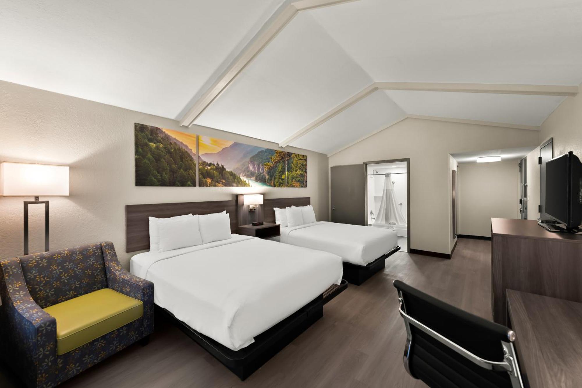 Clarion Pointe Rhinelander Downtown Hotel Buitenkant foto
