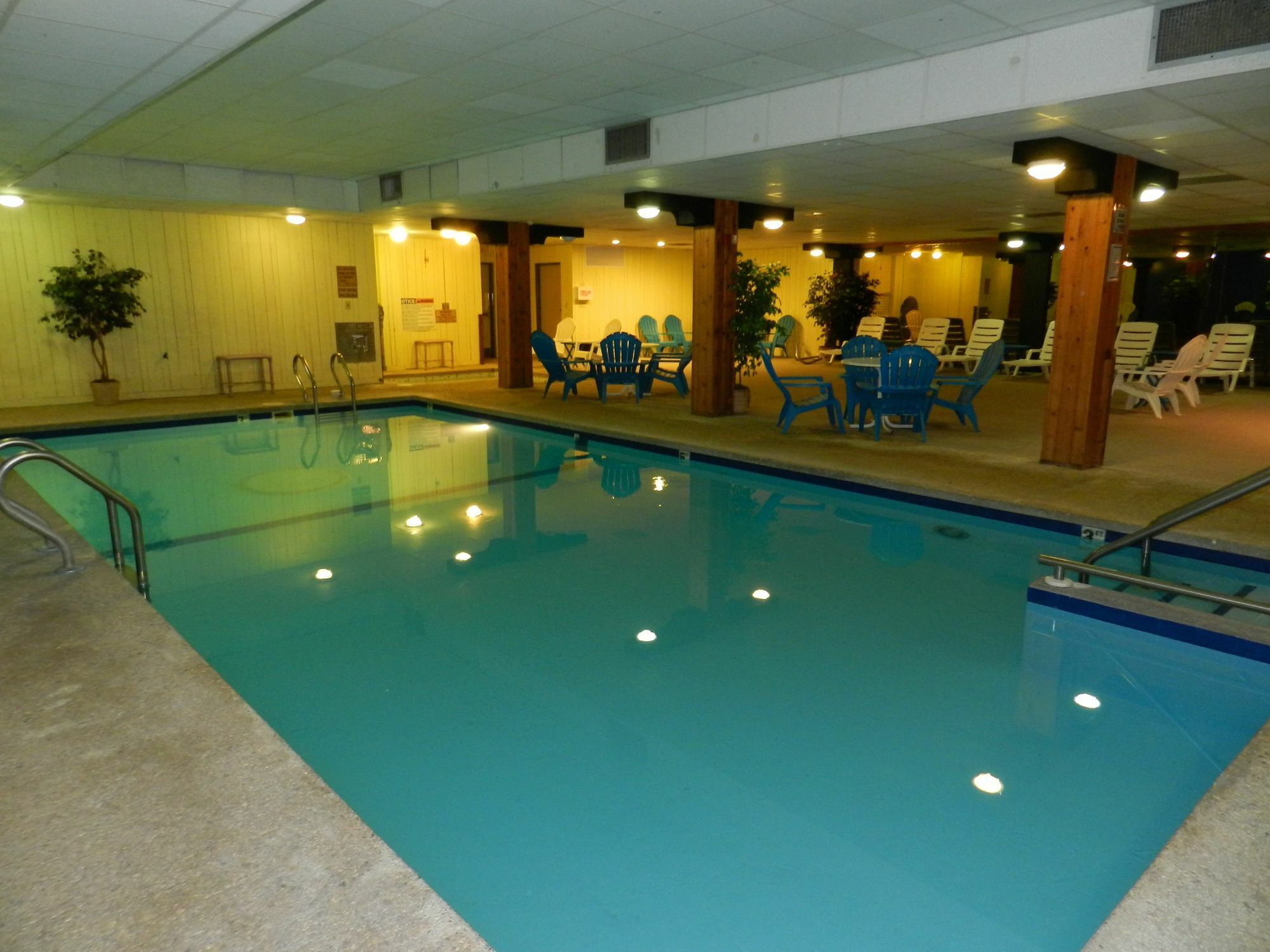 Clarion Pointe Rhinelander Downtown Hotel Buitenkant foto